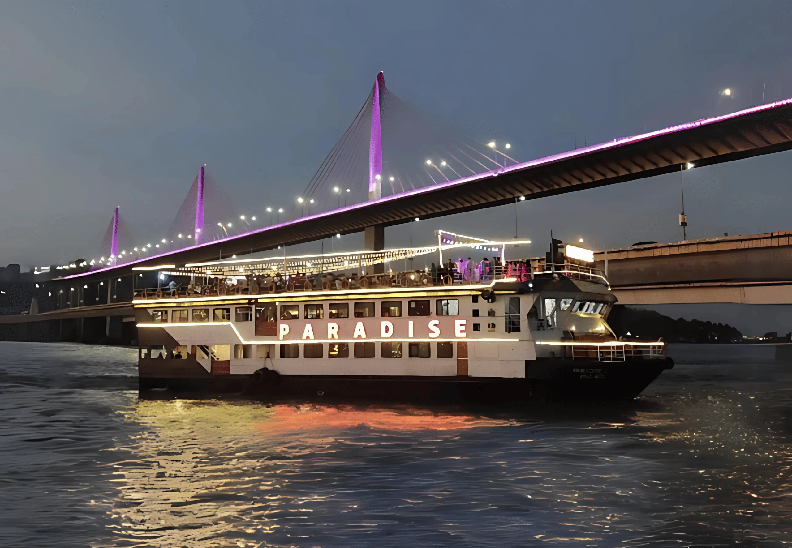 Paradise Dinner Cruise - Couples & Families