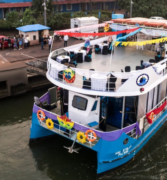 Azul Barco Private Boat in Goa