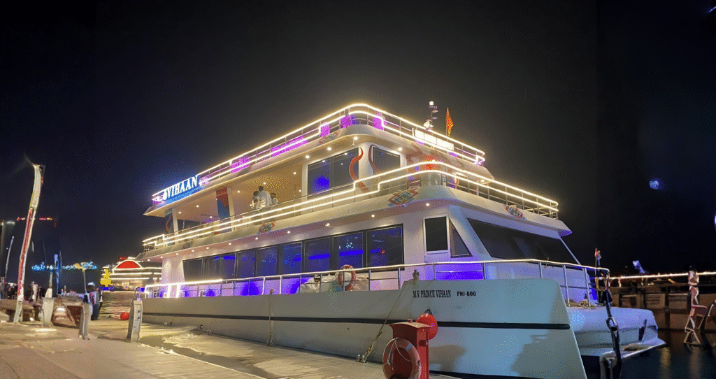 luxury dinner cruise goa